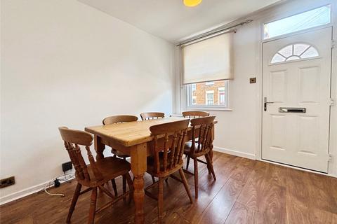 undefined, Blenheim Gardens, Reading, Berkshire