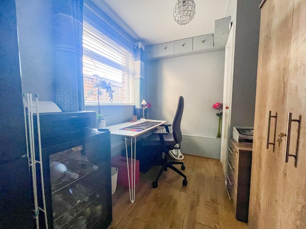 Snug/Office