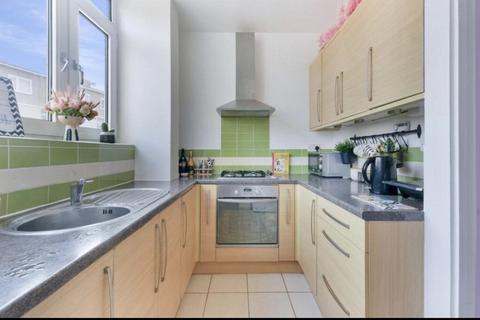 1 bedroom flat to rent, Swanton Gardens Southfields SW19