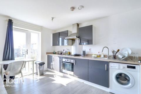2 bedroom apartment for sale, Maxwell Road, Romford