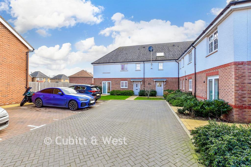 Driveway/Parking