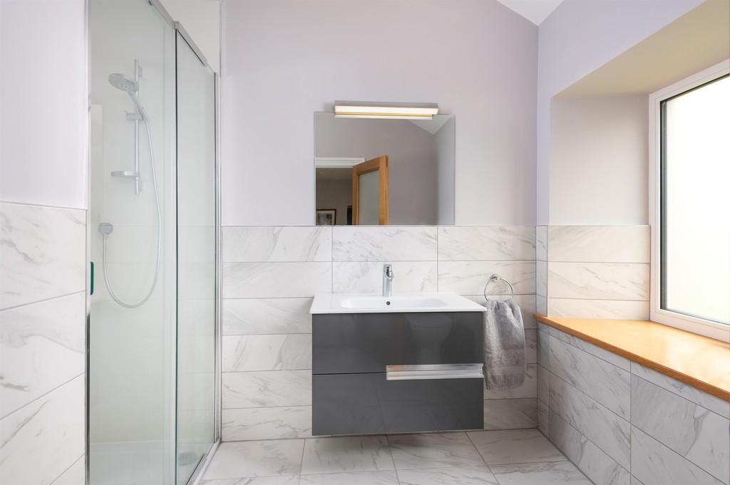 Bedroom One En-suite