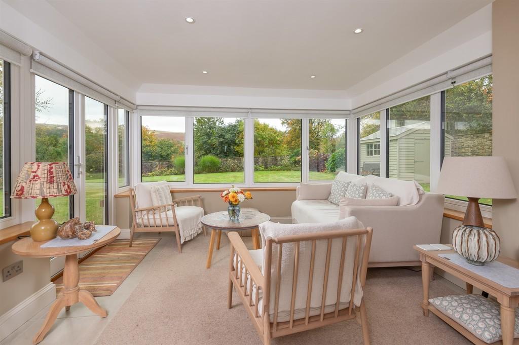 Open Plan Dining Kitchen / Garden Room