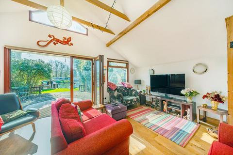 2 bedroom detached house for sale, Hamhaugh Island, Shepperton TW17