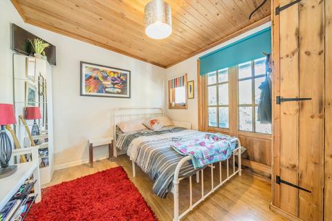 2 bedroom detached house for sale, Hamhaugh Island, Shepperton TW17