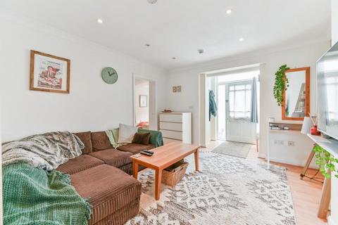 undefined, Blunt Road, South Croydon, Surrey, CR2