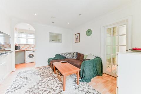 undefined, Blunt Road, South Croydon, Surrey, CR2