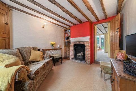 2 bedroom end of terrace house for sale, Wignall Street, Essex CO11