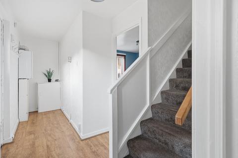 undefined, Union Street, Tillicoultry FK13