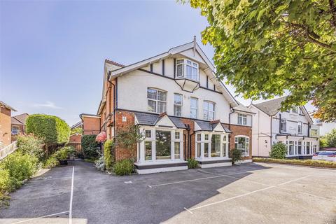 13 bedroom detached house for sale, St. Johns Road, Bournemouth