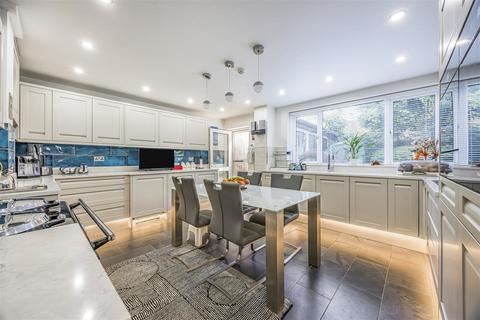 13 bedroom detached house for sale, St. Johns Road, Bournemouth