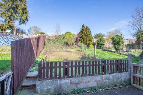 undefined, Red Row, Raunds NN9