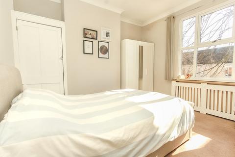 3 bedroom terraced house for sale, Northampton Road, Wellingborough NN8