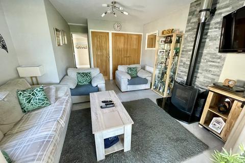 4 bedroom detached bungalow for sale, Dingley Road, Oakdale