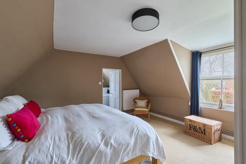 undefined, Newmarket CB8