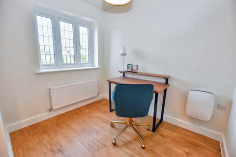 4 bedroom detached house for sale, Milestone Road, Loggerheads