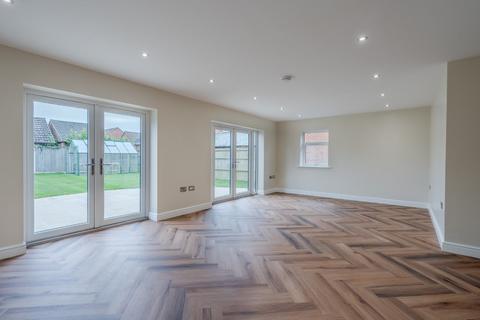 4 bedroom detached bungalow for sale, Martham, Great Yarmouth