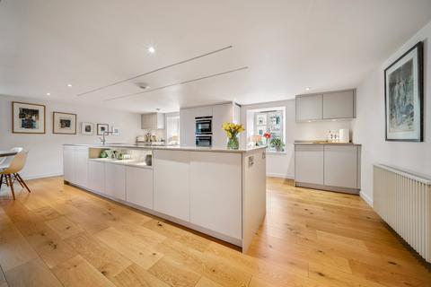 undefined, Great Junction Street, Edinburgh, Midlothian