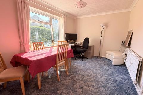 undefined, Robinson Drive, Brackley