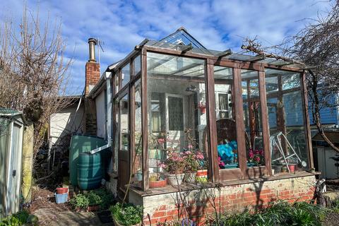 undefined, The Island, Thames Ditton, Surrey, KT7