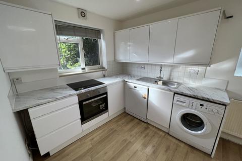 undefined, Hill Rise, Greenford