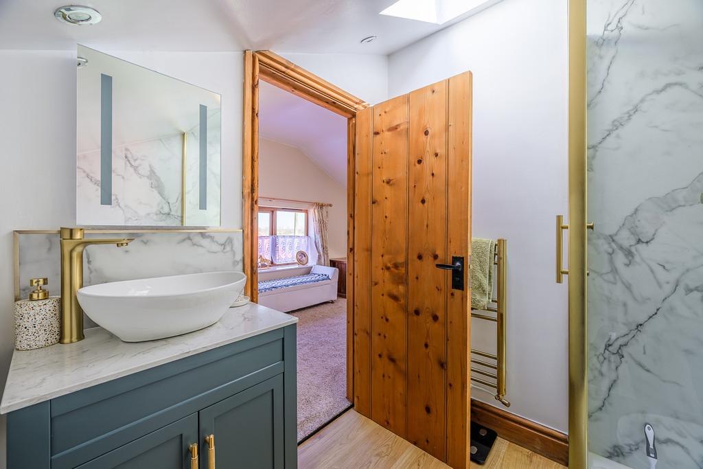 En-Suite to Bedroom Two