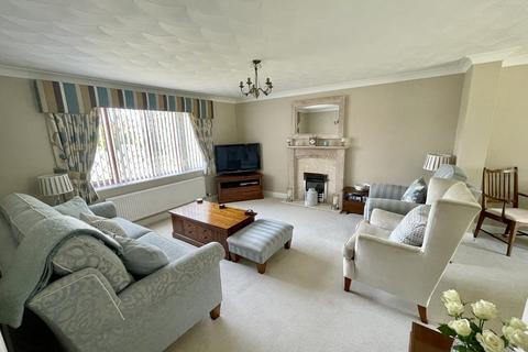 4 bedroom detached house for sale, Carlisle Gardens, Horncastle LN9