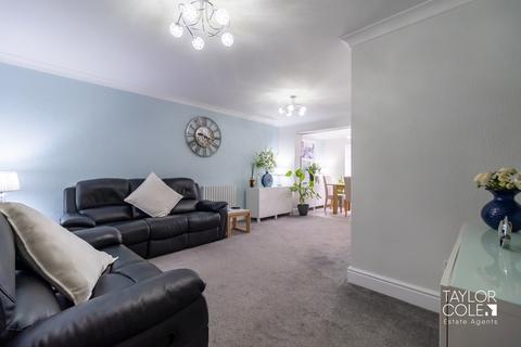 2 bedroom detached bungalow for sale, Chalfield, Tamworth