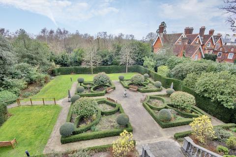 undefined, Chartwell Lodge, Tunbridge Wells TN4
