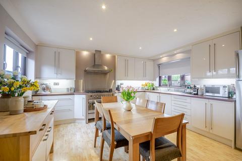 undefined, Manorleigh, Derbyshire DE72