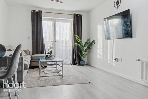 2 bedroom apartment for sale, Taywood Road, Northolt