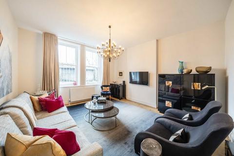 undefined, Kings Gardens, London NW6