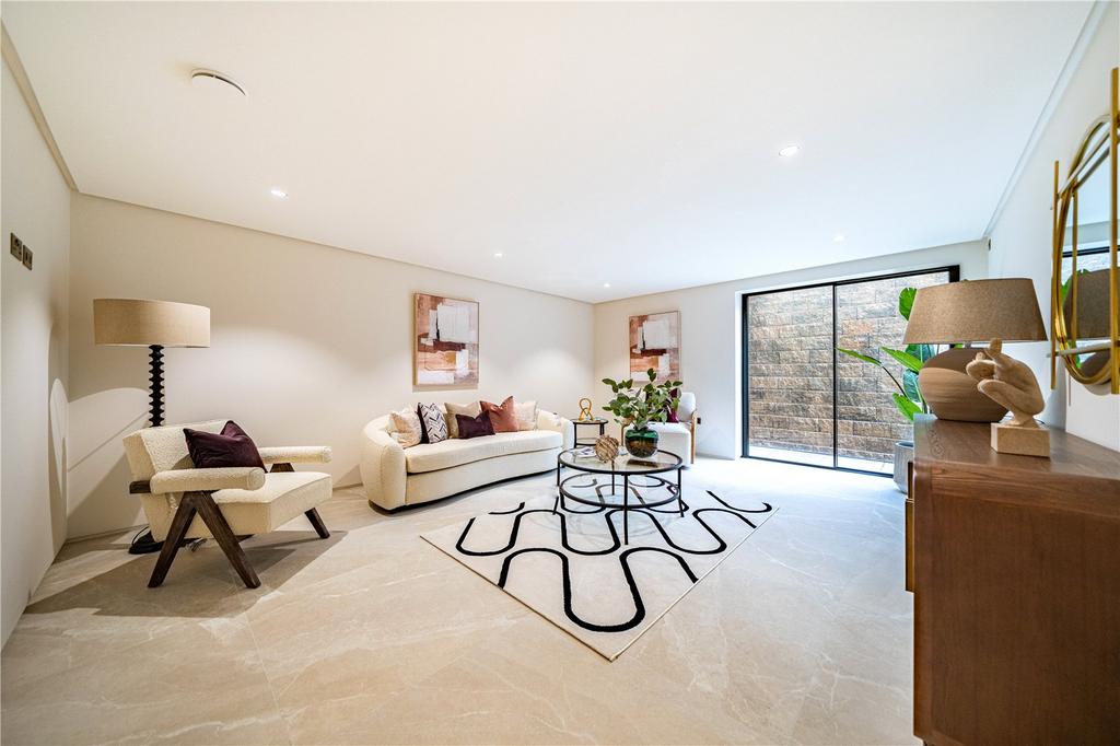 Games Room / Bedroom
