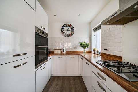 undefined, Bullock Crescent, Surrey GU22