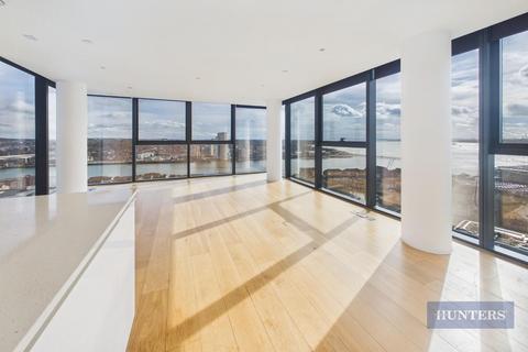3 bedroom flat for sale, The Moresby Tower, Ocean Village, SO14