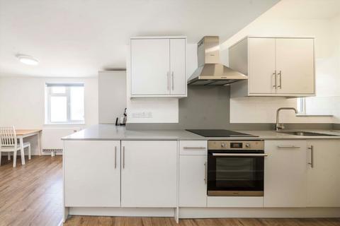 undefined, The Broadway, Southall UB1
