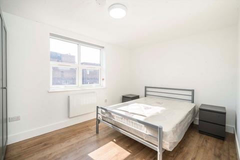 undefined, The Broadway, Southall UB1