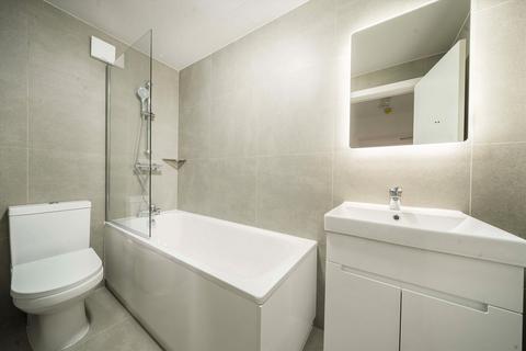 undefined, The Broadway, Southall UB1