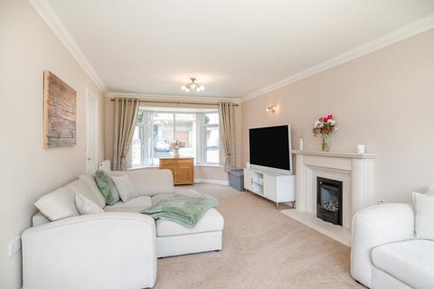 4 bedroom detached house for sale, The Glade, Wyllie, Blackwood