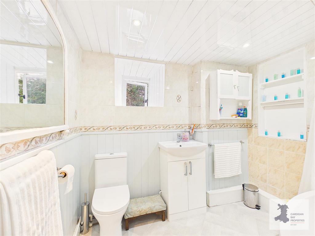 Family bathroom