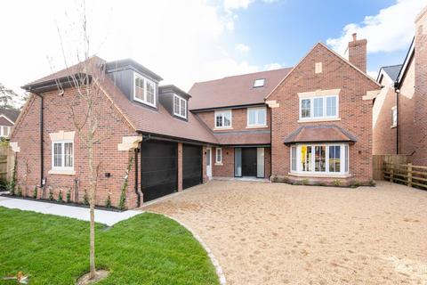6 bedroom detached house for sale, Newlands Drive, Maidenhead, SL6