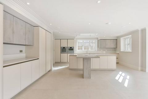 6 bedroom detached house for sale, Newlands Drive, Maidenhead, SL6