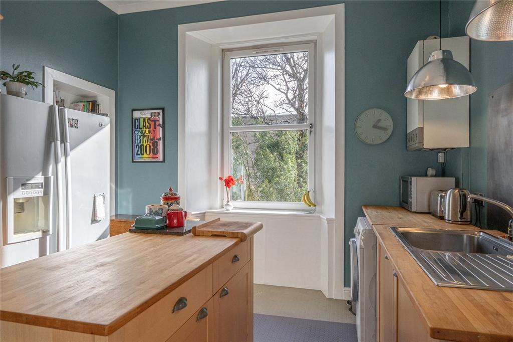 Kitchen Alt