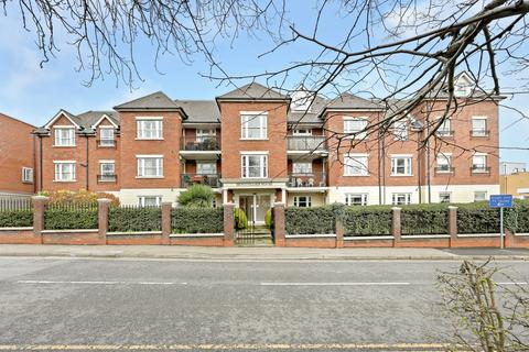 2 bedroom apartment for sale, Manor Road, Essex IG7