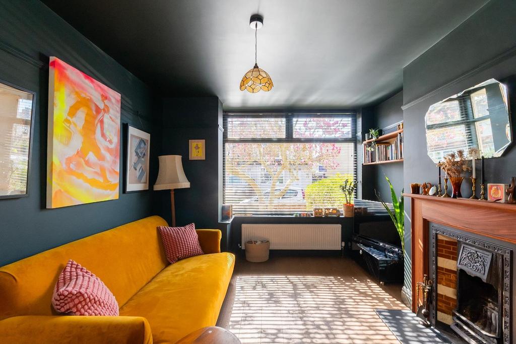 1 O2 RHD - Living Room D.jpg