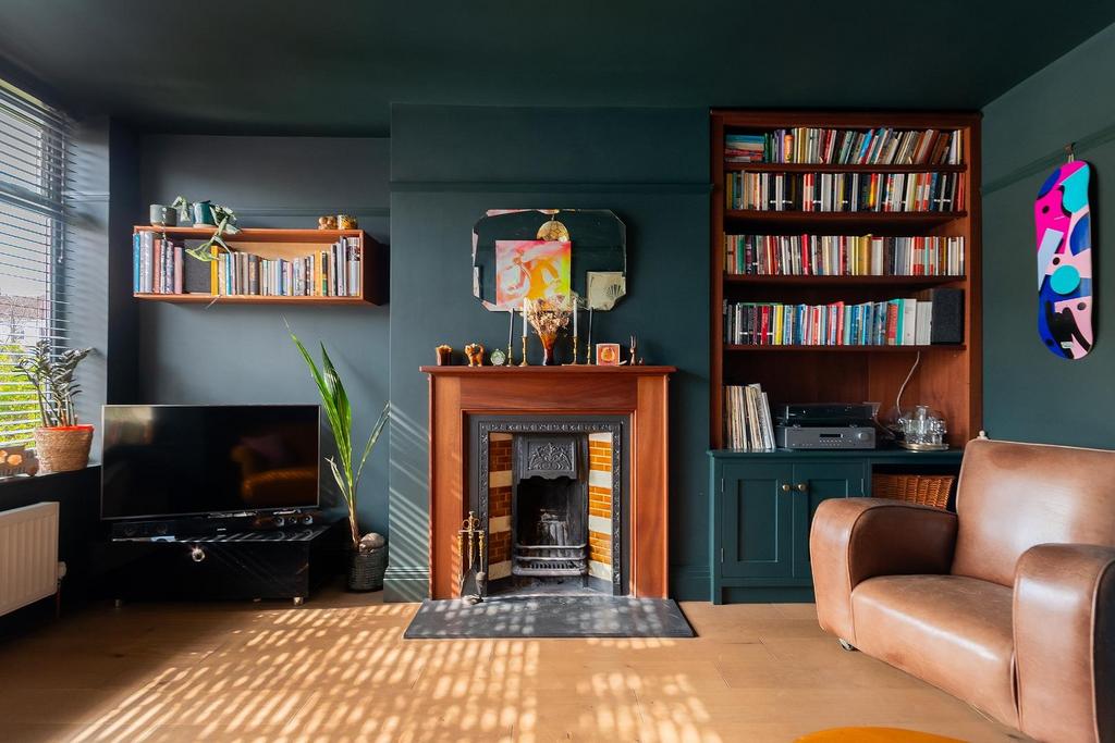 1 O2 RHD - Living Room A.jpg