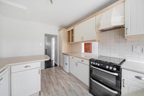 4 bedroom terraced house for sale, Parkway, Weybridge, KT13