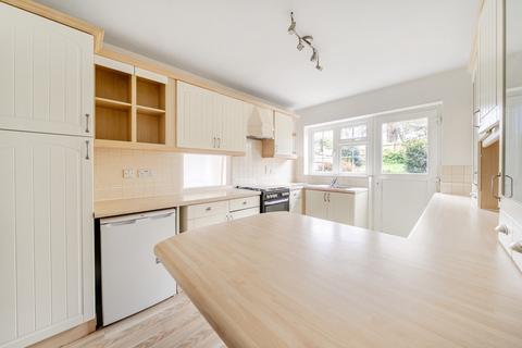 4 bedroom terraced house for sale, Parkway, Weybridge, KT13