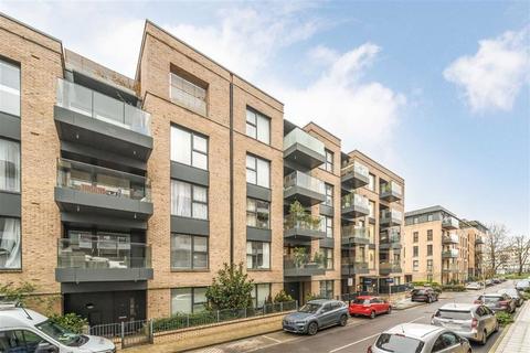 2 bedroom flat for sale, Fairbourne Road, London SW4