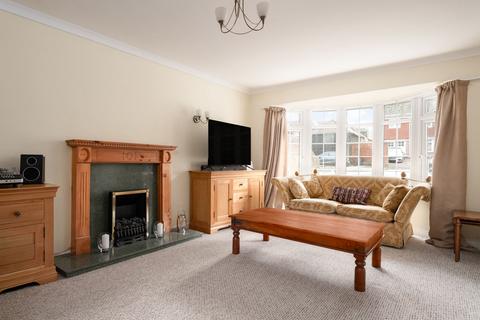 4 bedroom detached house for sale, Manor Place, Newbury, RG14